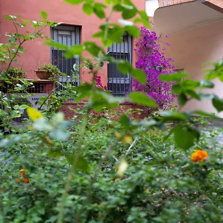 Cozy And Funny In Front Of Vatican Museums - Myflat In * Rome